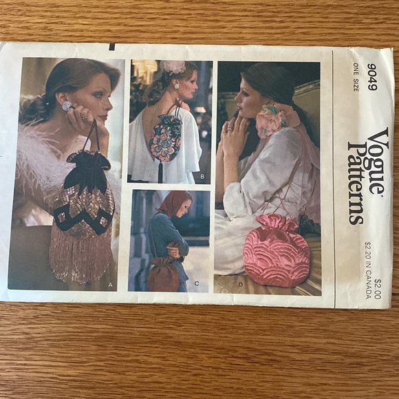 VTG Vogue Handbag Sewing Patterns UNCUT - Picture 2 of 11